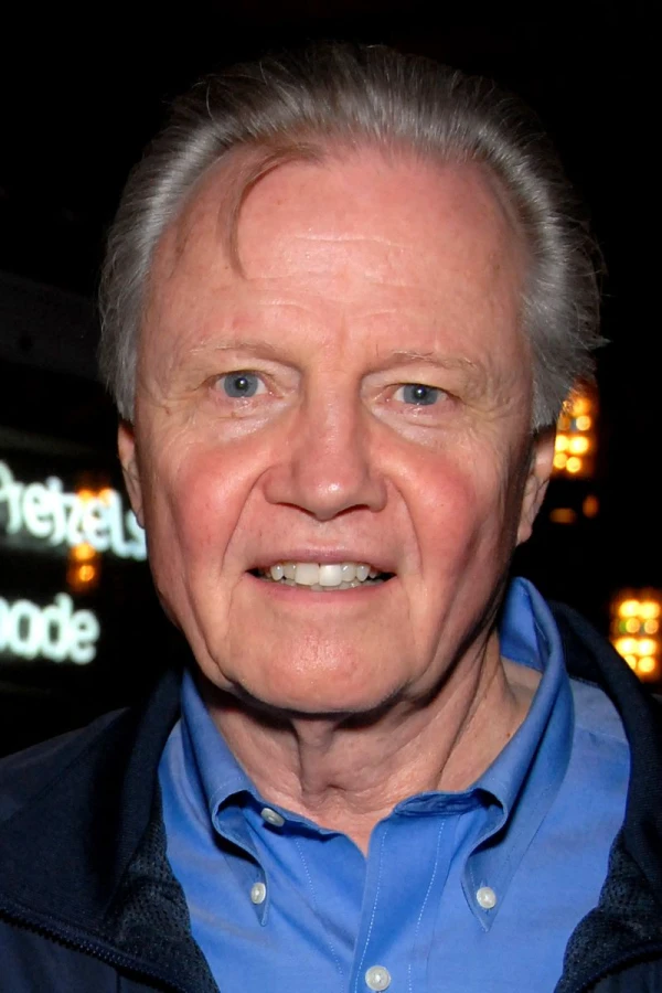 <strong>Jon Voight</strong>. Image by Toglenn.