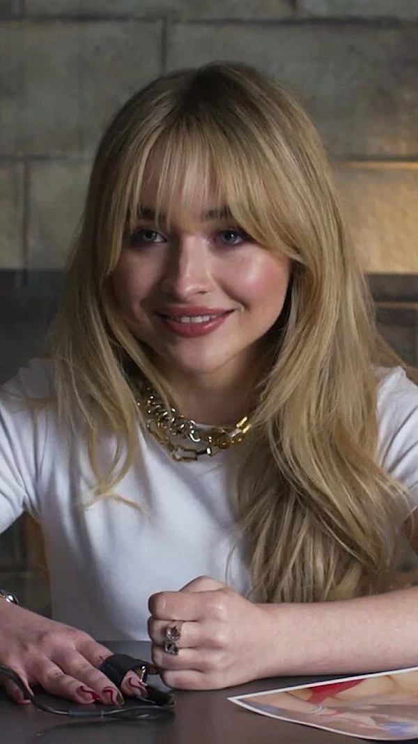 <strong>Sabrina Carpenter</strong>. Image by Condé Nast.