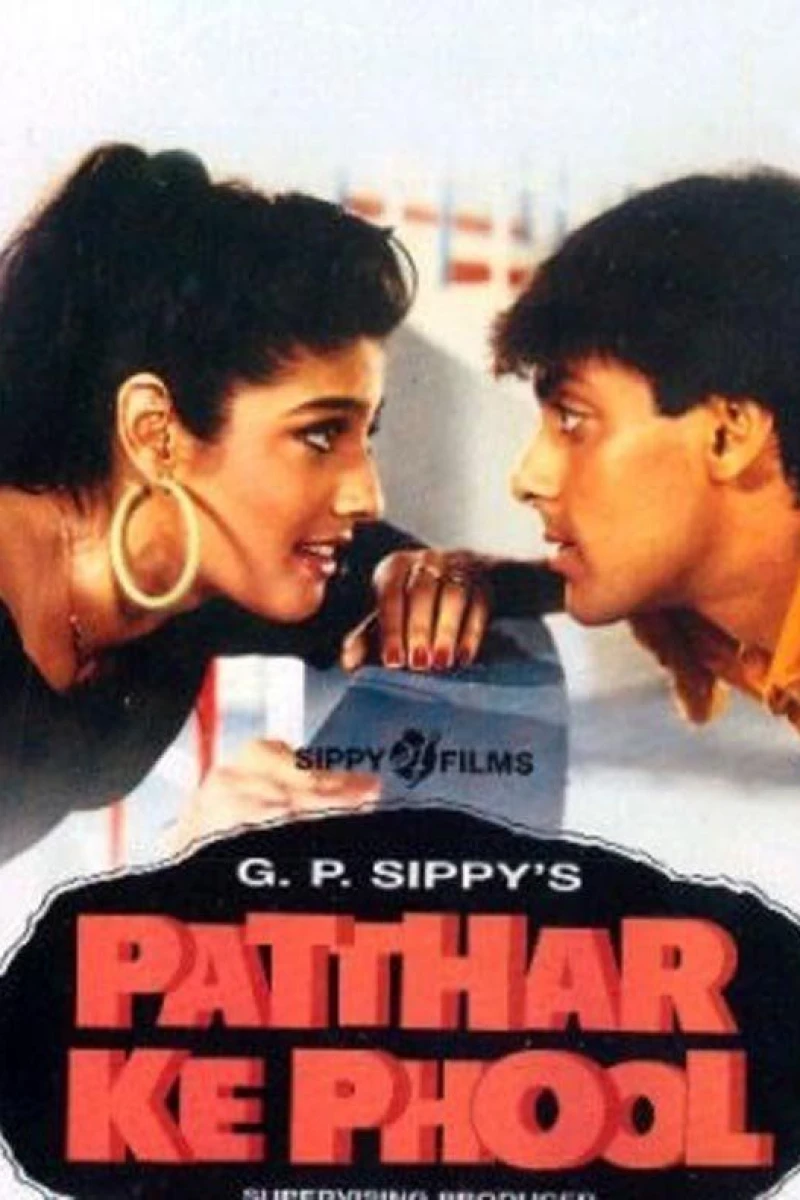 Patthar Ke Phool Poster