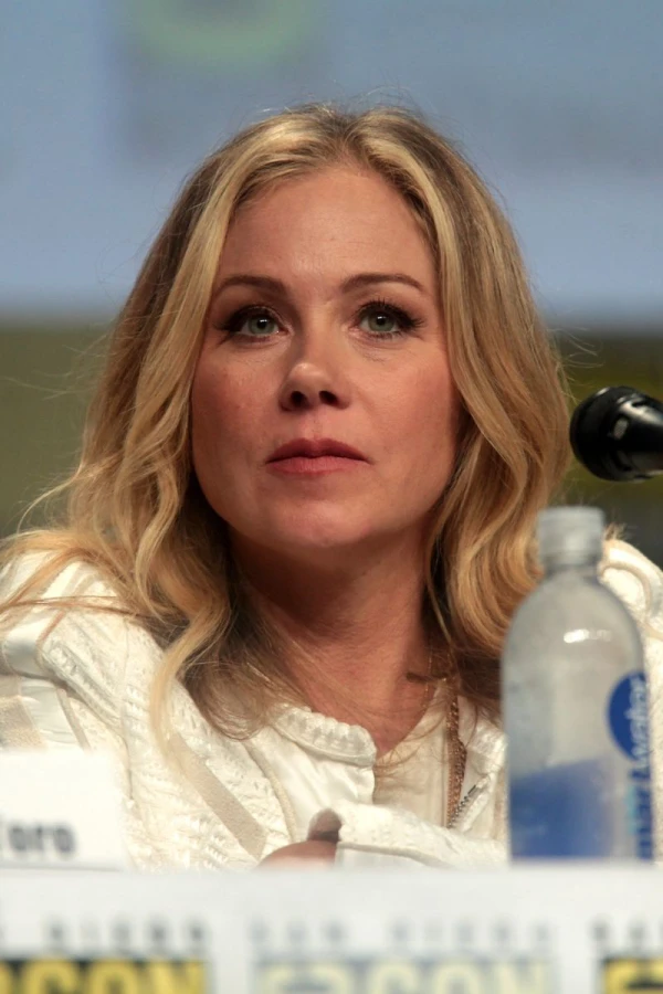 <strong>Christina Applegate</strong>. Image by Gage Skidmore.