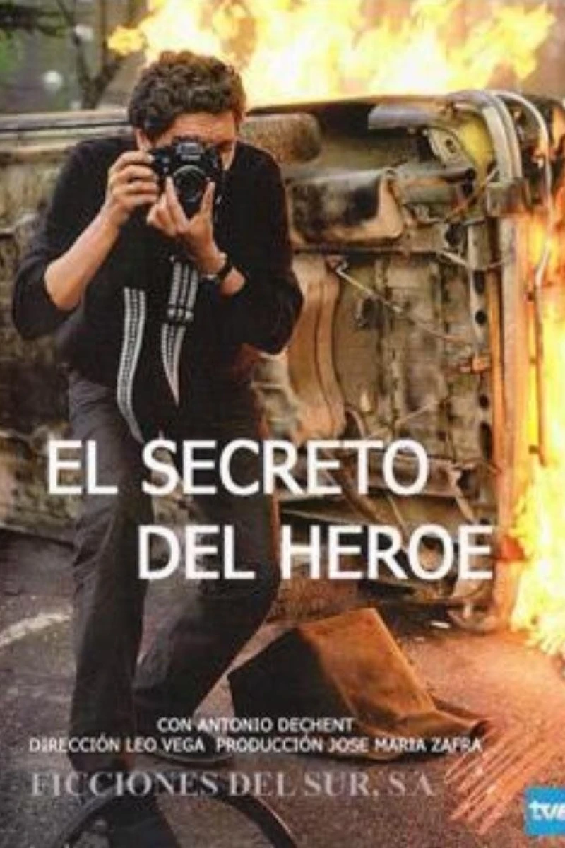 El secreto del héroe Poster
