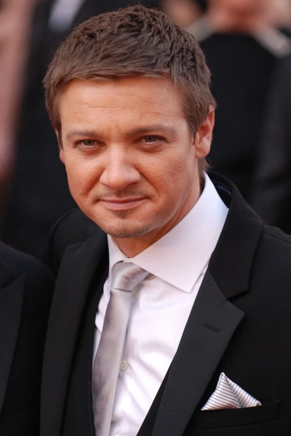 <strong>Jeremy Renner</strong>. Image by Sgt. Michael Connors.