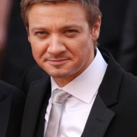 Jeremy Renner