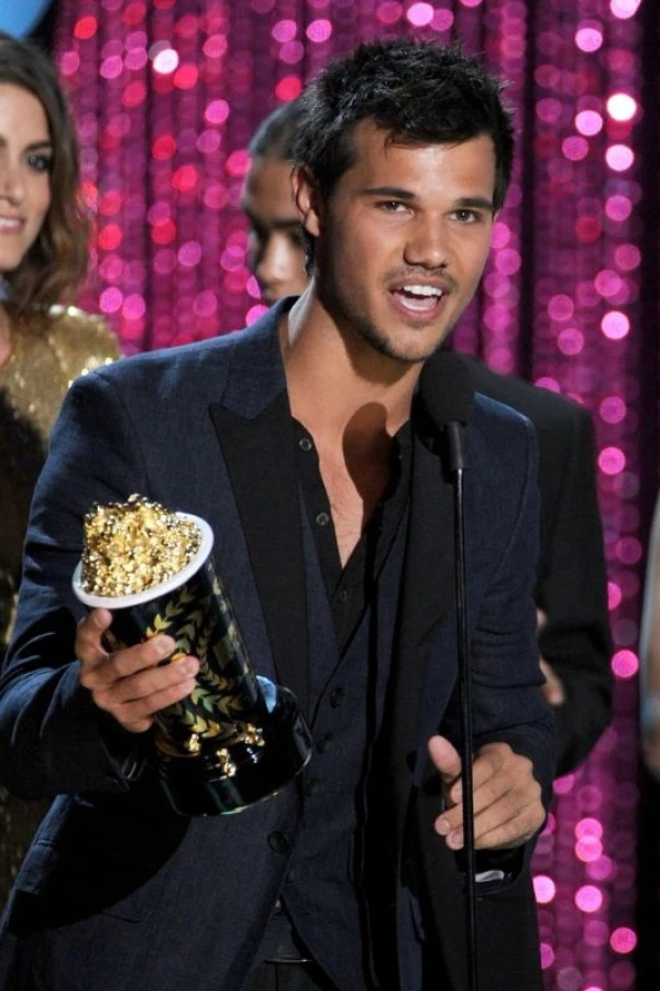 2012 MTV Movie Awards Poster