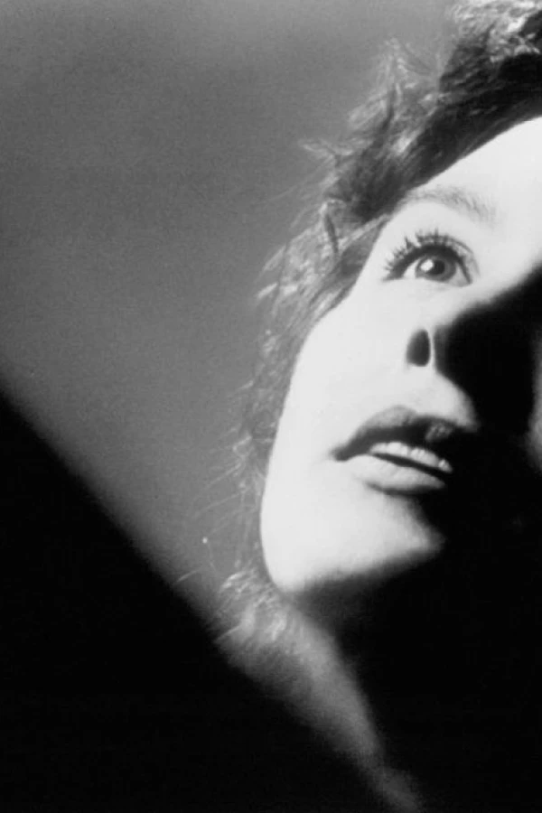 Mariette in Ecstasy Poster