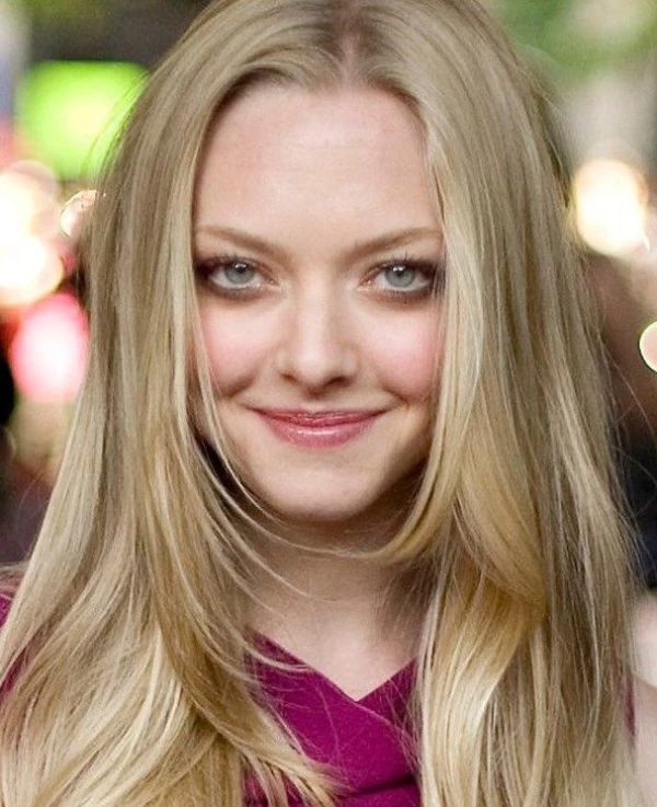 <strong>Amanda Seyfried</strong>. Image by Danny Harrison.