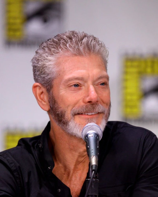 <strong>Stephen Lang</strong>. Image by Gage Skidmore.